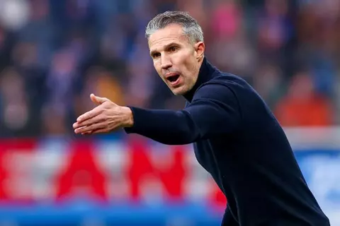 فان بيرسي: ملعبنا لديه سحره.. وقوة إنتر تكمن في سرعة التحول